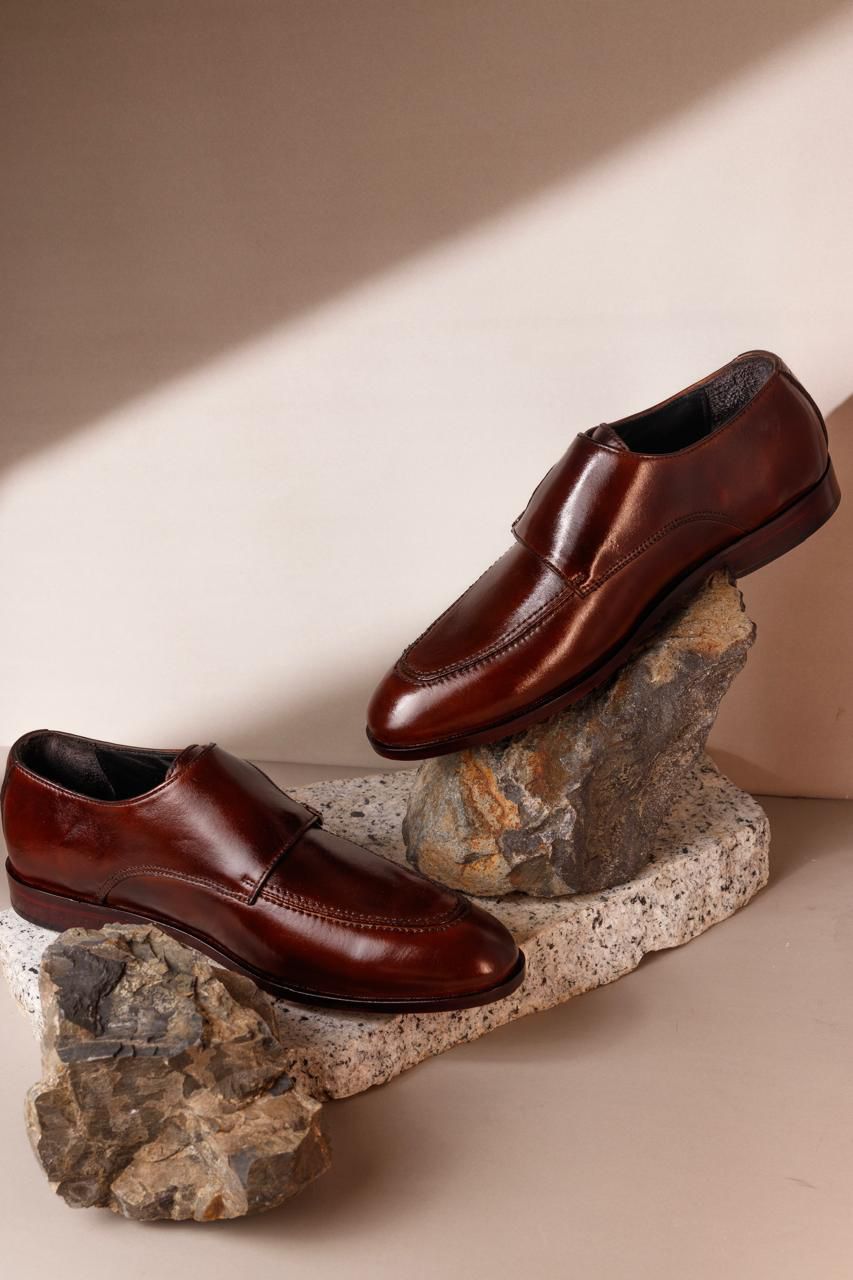 Men's Handcrafted Apron-Toe Slip-On Loafers – Cognac Brown