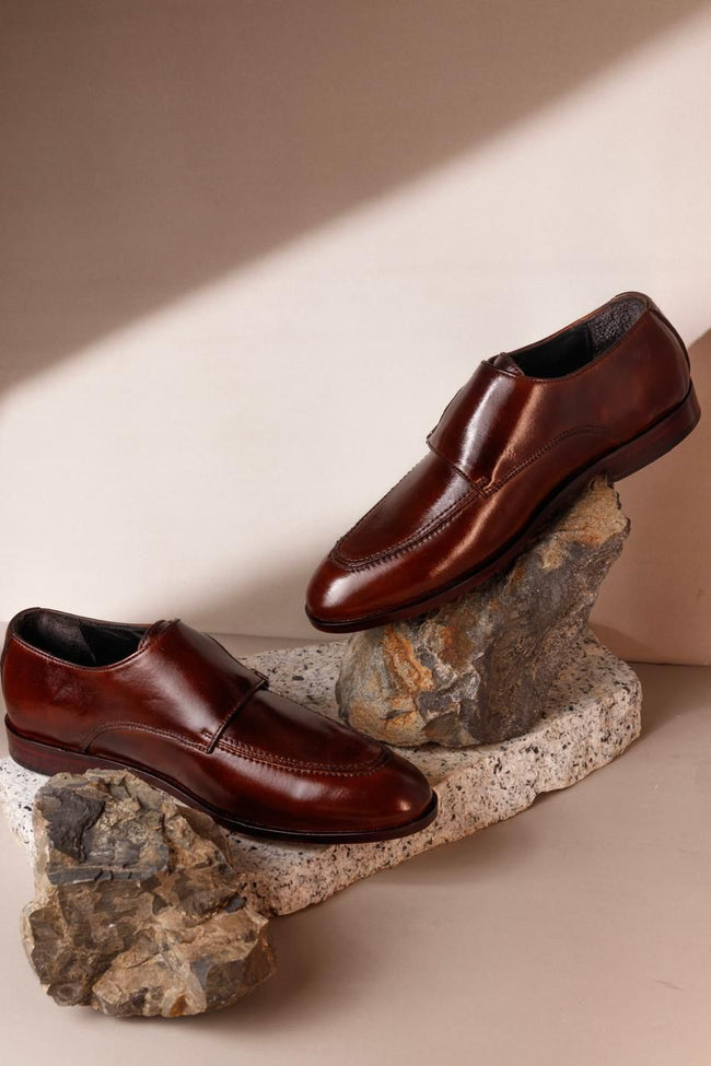 Men's Handcrafted Apron-Toe Slip-On Loafers – Cognac Brown