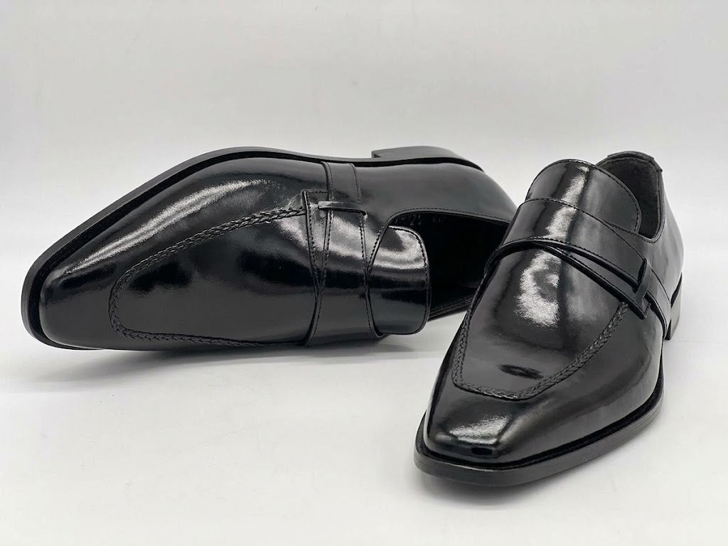 Qadam Handcrafted Cherry Red Chisel-Toe Leather Loafers